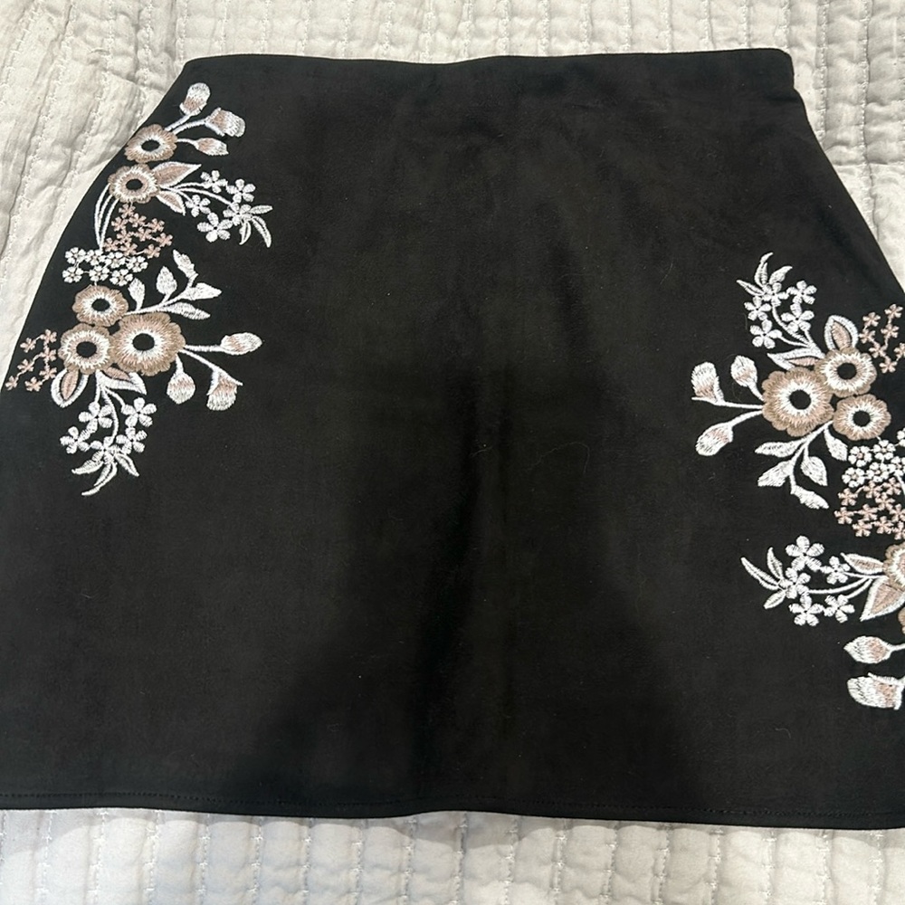 Jun+ivy mini skirt embroidered